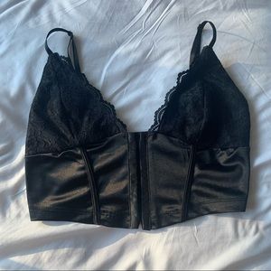 Bustier crop black top
